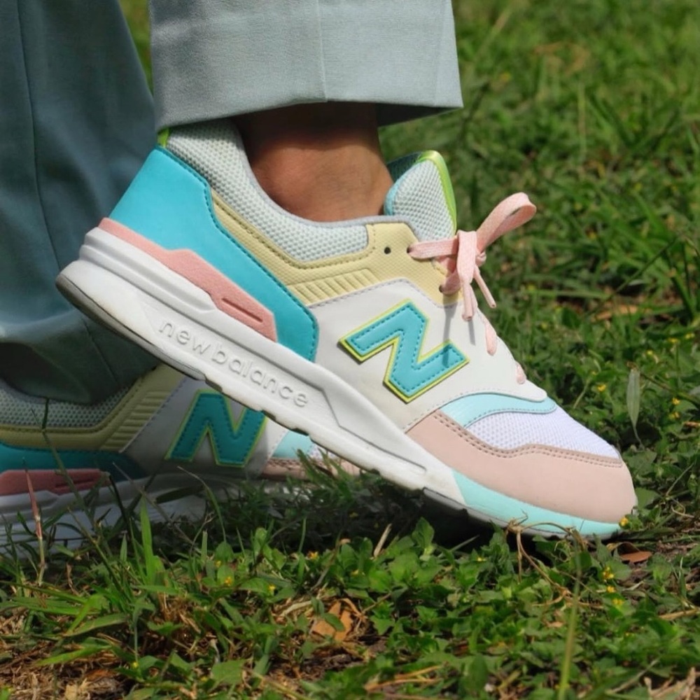 New balances sneaker shoes Easter theme
